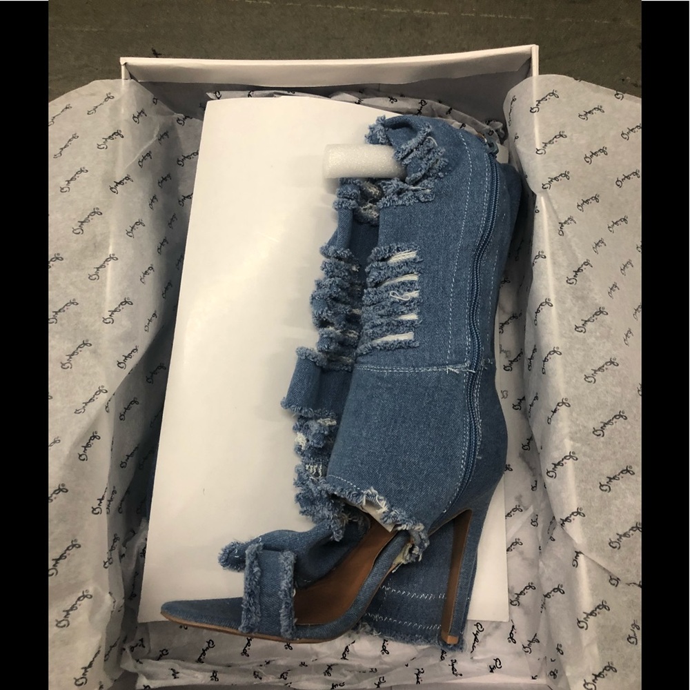 NIB Ripped jeans over-knee boots - Picture 3 of 3